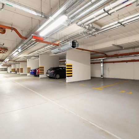W Parku Lotnikow Apartments Tauron Arena By Noclegi Renters Krakow Exterior photo