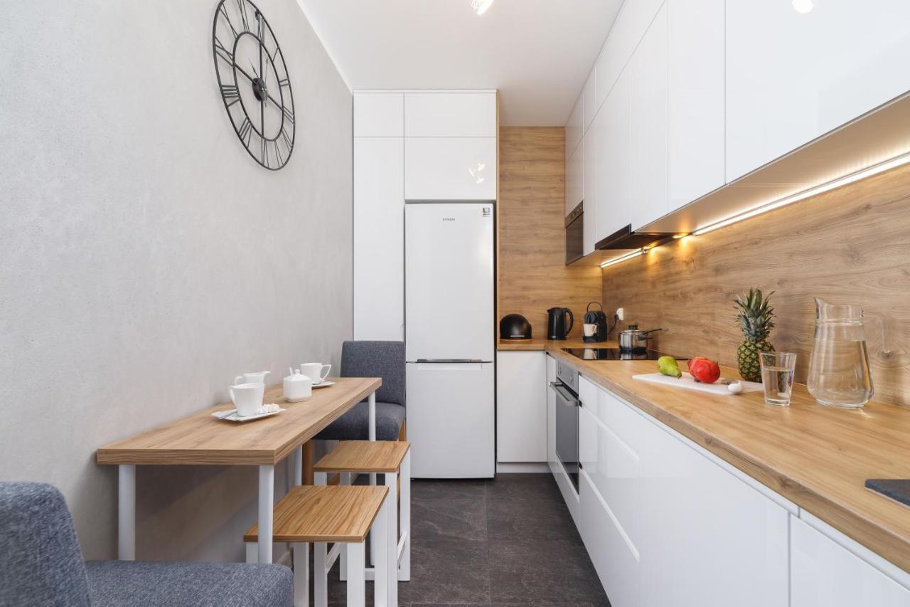 W Parku Lotnikow Apartments Tauron Arena By Noclegi Renters Krakow Exterior photo